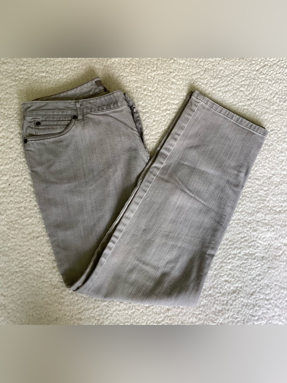 J.Jill Gray Slim Leg Jeans Size 12P Stretch Quiet Luxury Coastal Chic